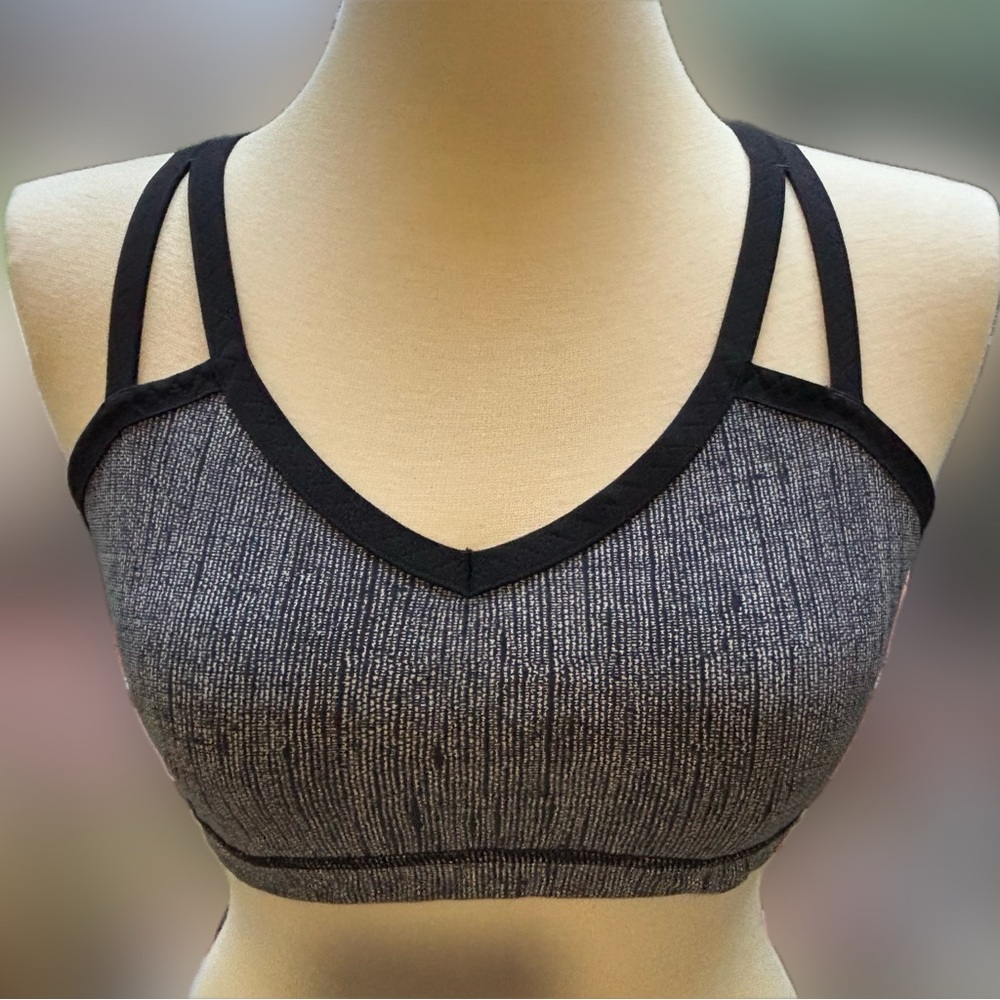 NWOT Lululemon Black and White Water Bound Bra Swim Run Activewear Size 10 - Picture 4 of 12